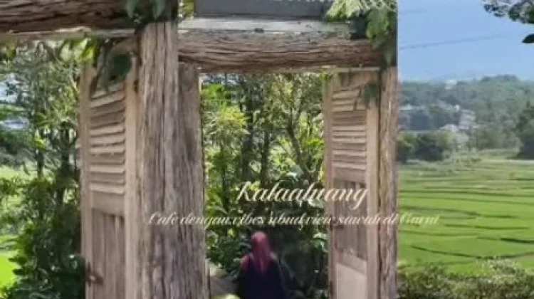 Nuansa Bali di Pegunungan Garut