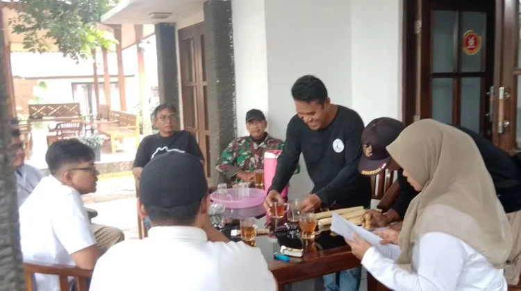 Babinsa Dampingi PT PG  Rajawali Tinjau Laham dan Pendataan
