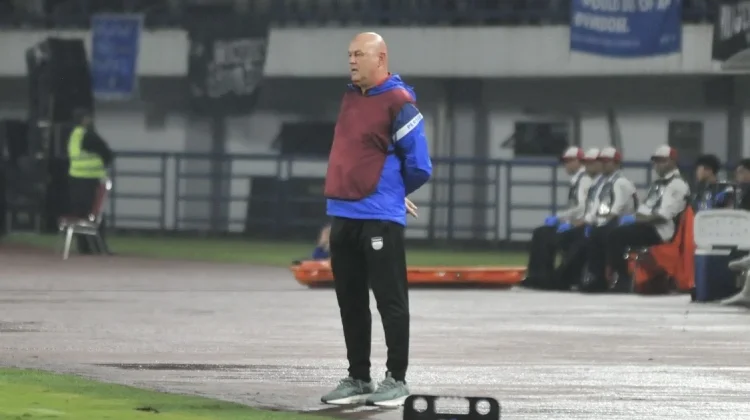 Hodak Update Kondisi Pemain Persib usai Kembali Latihan, Siap Hadapi Jadwal Padat