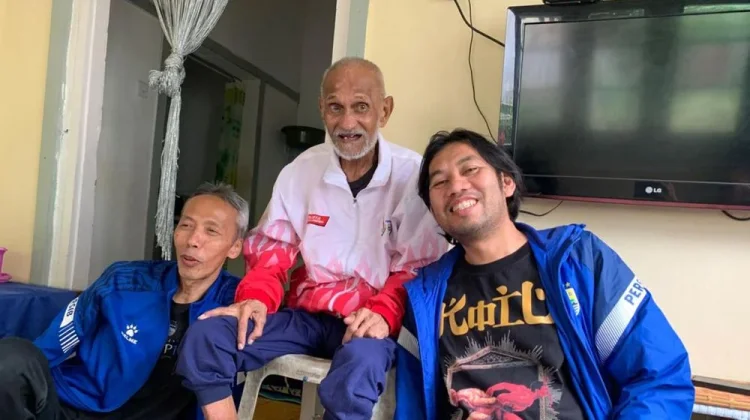 Doa dari Sang Legenda Max Timisela untuk Persib Juara Super League 2025/2026