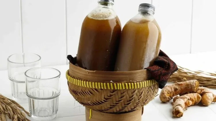 Tradisi Minum Jamu Disaat Cuaca Tak Menentu