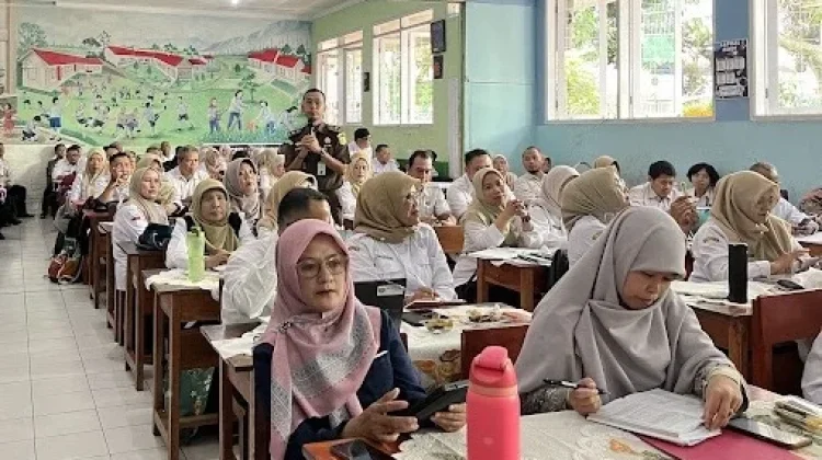 Kejari Cimahi Edukasi Kepala Sekolah Cegah Perundungan dan Kekerasan
