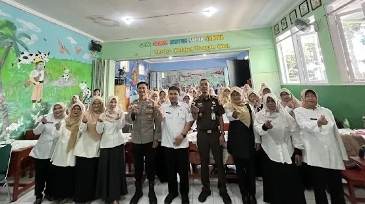 Jaksa Sahabat Guru Dorong Penguatan Karakter dan Kesadaran Hukum di Sekolah