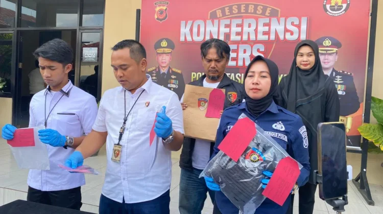 Polisi Menangkap Pelaku Pencurian Uang Milik Agen BRILink di Tasikmalaya