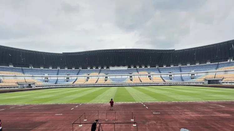 Laga Dewa United Versus Persib, Digelar tanpa Penonton