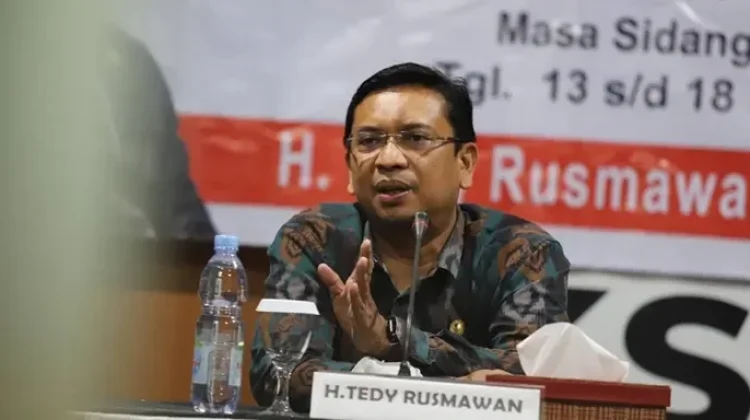 Tedy Rusmawan Ingatkan Bahaya Konten Kekerasan Seksual di Lembaga Penyiaran