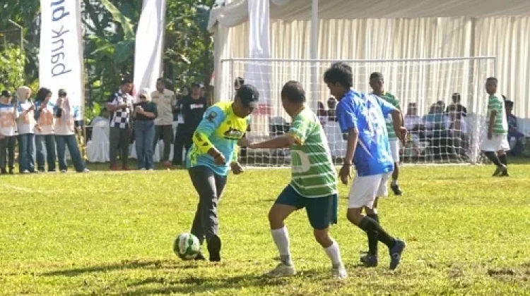 Trofeo Mini Soccer HJS Sumedang, Eselon II Tundukkan Tim Camat 4-1
