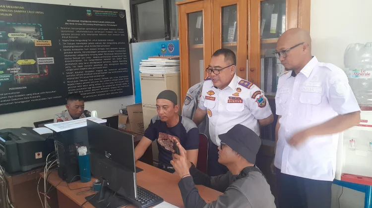 Kemacetan Kian Masif Pemkab Garut Pasang 10 "Traffic Light"