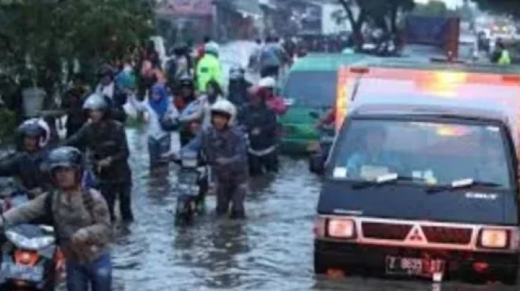 Kabupaten Bandung Dikepung Banjir, Pakar Soroti Kegagalan Tata Kelola