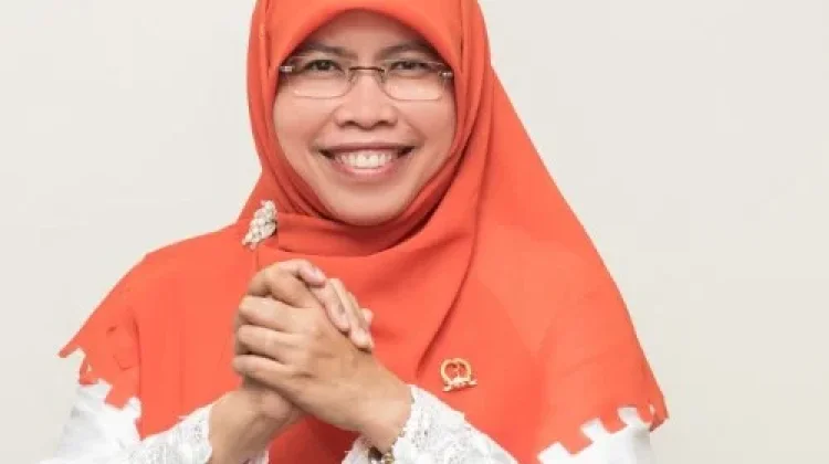 Siti Muntamah: Kartini, Lentera Perempuan Kepala Keluarga di Jawa Barat