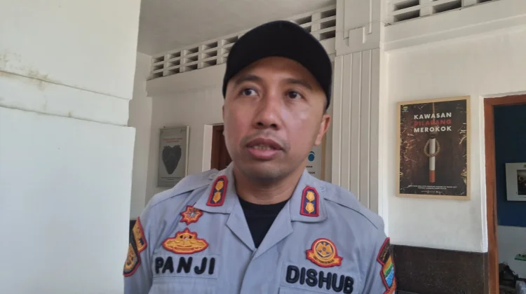 Dishub Kota Bandung Lakukan Ratusan Pemasangan PJU Baru