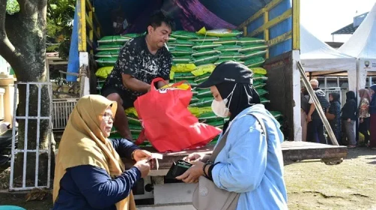 Pangan Murah dan Sembako Duafa Warnai HUT ke-448 Sumedang