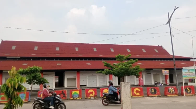 Kios Pasar Ciranjang Rampung, Pedagang Kembali Berjualan