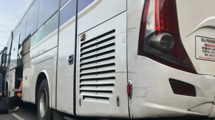 Seorang Pria Meninggal Dunia di dalam Bus Damri Bandung