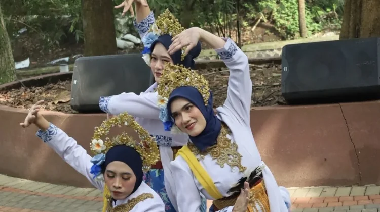 Tanpa Anggaran, Peringatan Hari Tari Sedunia di Cimahi Tetap Semarak
