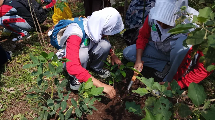 Pemulihan Lahan Eks TPA Leuwigajah Difokuskan pada Penguatan Ekologi dan Ekonomi