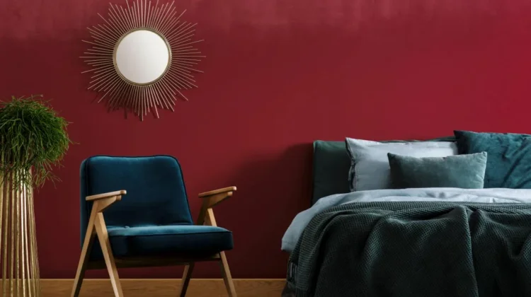 Warna Merah Dinding Kamar Memicu Rasa Cemas