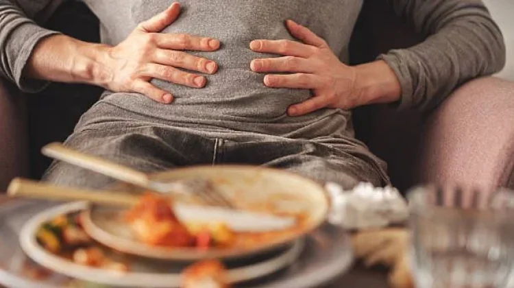 Kenapa Kita Cepat Kenyang saat Buka Puasa? Ini Penjelasannya