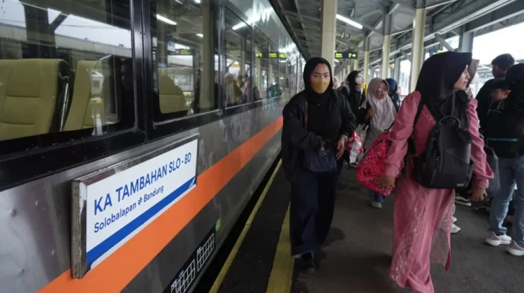 Libur Panjang KAI DAOP 2 Bandung Mengoperasikan 27 Kereta Api Jarak Jauh