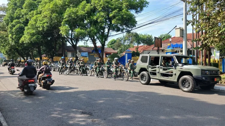 Berikan Rasa Aman Masyarakat Kodim 0605/Subang Gelar Patroli Bangsit May Day