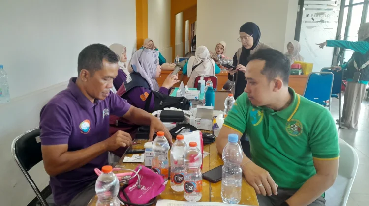 Cek Kesehatan Gratis, Panitia Fun Bike: Bentuk Kegiatan Sosial
