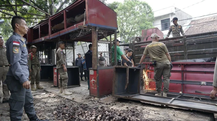 Penertiban PKL Cicadas, Satpol PP Bandung Utamakan Pendekatan Persuasif