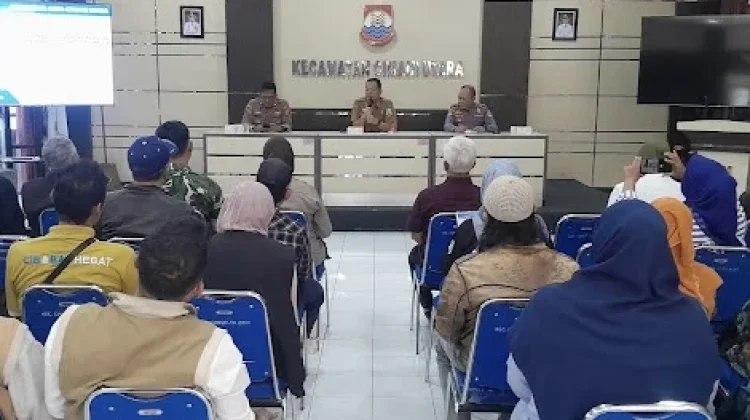 Camat Cimahi Utara Sosialisasikan Pembangunan BRT Metropolis di Wilayahnya