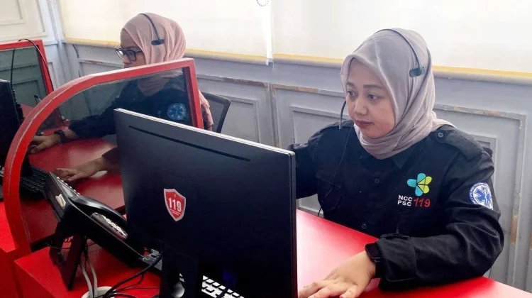 Kesadaran Warga Meningkat, Ambulans Kini Lebih Diprioritaskan di Jalan Raya