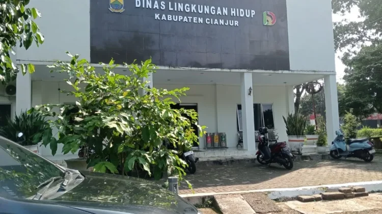 Dinas Lingkungan Hidup Siagakan Petugas Kebersihan