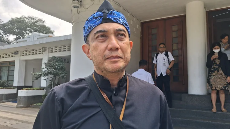 Pemkot Bandung Siapkan 300 Miliar Untuk Perbaikan Jalan 2026