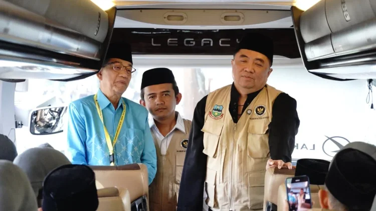 Pemkab Garut Fasilitasi Transportasi Jemaah Calon Haji