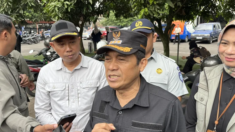 Wali Kota Cimahi Larang ASN Bermain Media Sosial saat Jam Kerja