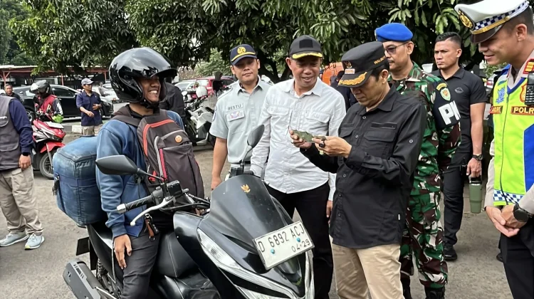 Operasi Gabungan Pajak Kendaraan di Cimahi Temukan Penunggak hingga Warga Taat