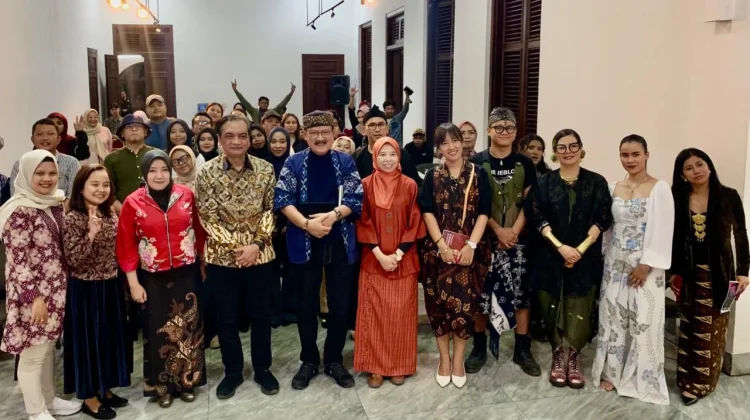 Launching Campernik: Perempuan Berdaya, Budaya Tetap Terjaga