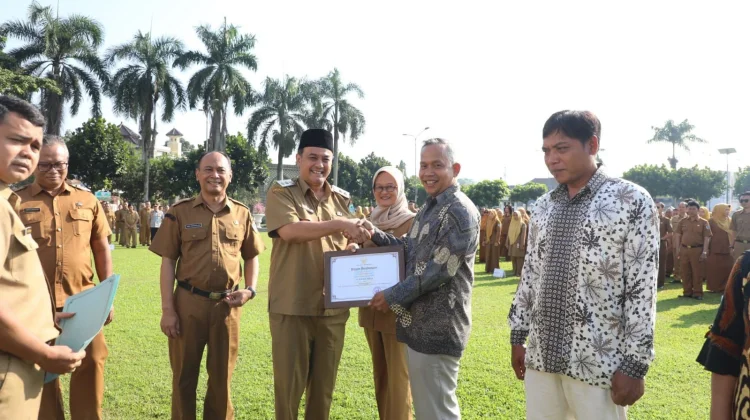 Pelaku Bank Sampah Diapresiasi, Diky Candra: Berkontribusi pada Penanganan Sampah