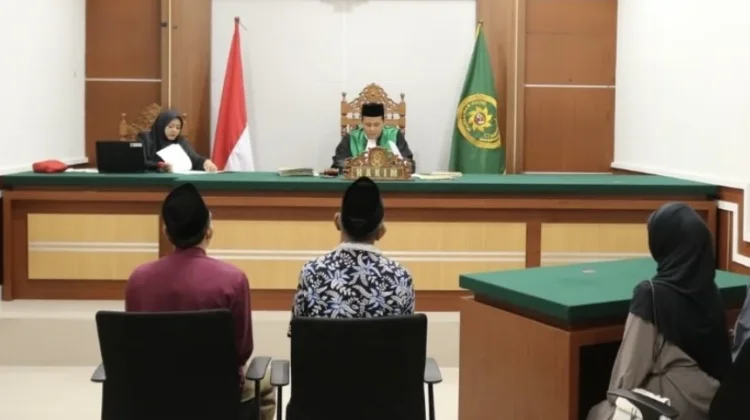 Puluhan Pasangan di Cimahi Ikuti Itsbat Nikah Massal untuk Peroleh Buku Nikah