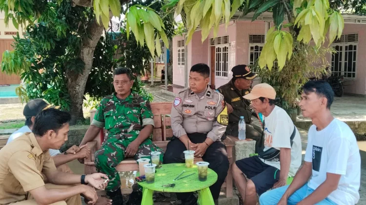 Babinsa Koramil Ciasem Ajak Warga Jaga Stabilitas Keamanan Lingkungan