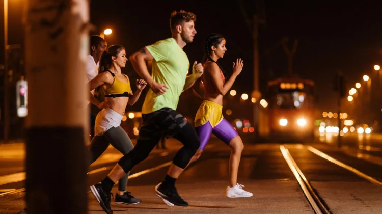 Running Club Malam Kian Diminati Gen Z