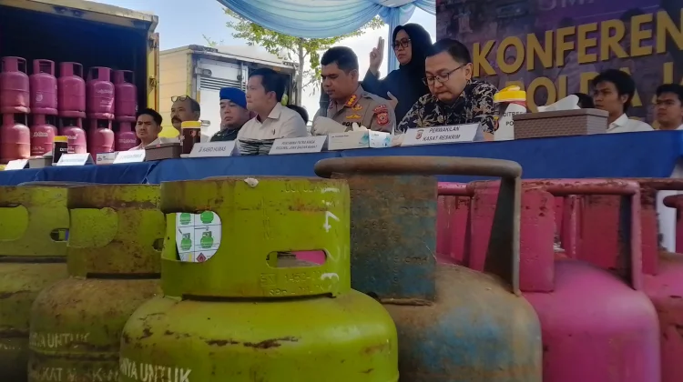 Januari-Mei, Jajaran Polda Jabar Tangkap 31 Orang Tersangka  BBM dan LPG Subsidi