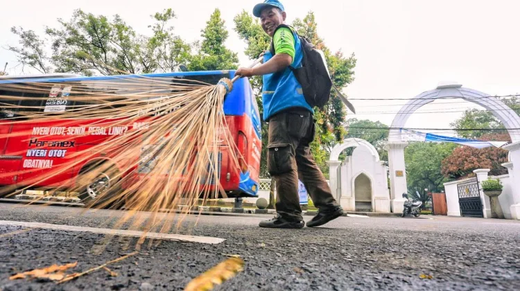 DLH Kota Bandung Siagakan 345 Personel  Kirab Budaya Milangkala Tatar Sunda 2026