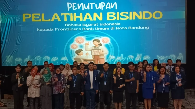 Bandung Pionir Layanan Keuangan Inklusif, OJK Tutup Pelatihan Bisindo Frontliner