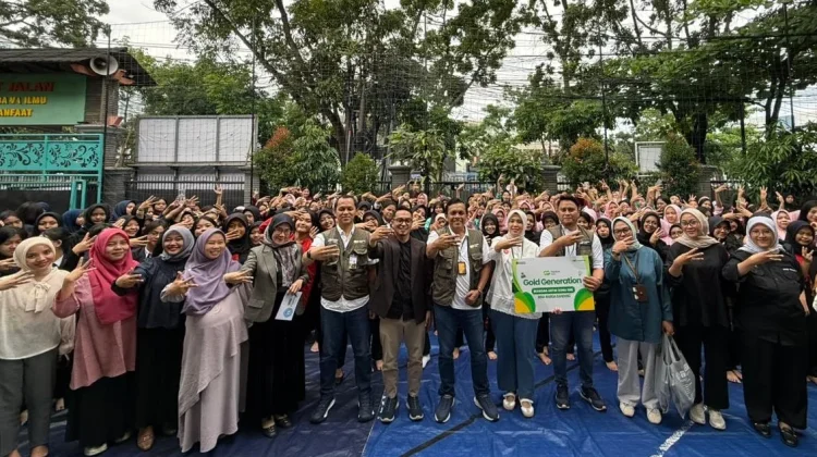 Beasiswa Gold Generation Pegadaian Jadi Penyemangat Siswa SMK Bina Warga