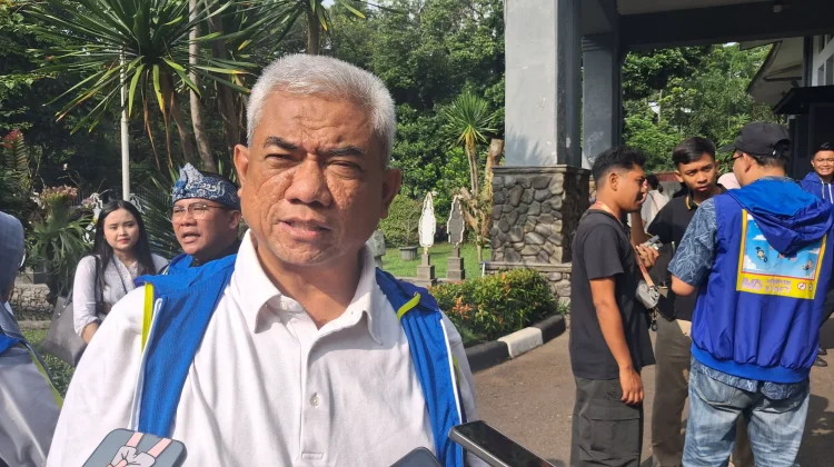 Dinkes Kota Bandung Siagakan 12 Ambulans dan 50 Petugas saat Konvoi Persib