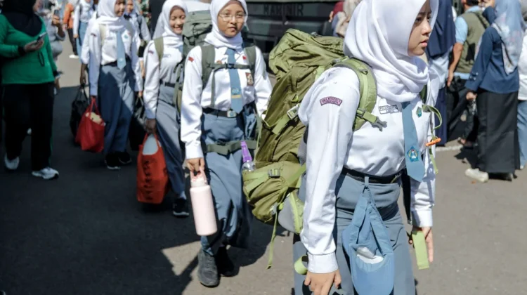 Dibina Tentara Selama 14 Hari, 150 Siswa Jabar Didorong Lebih Disiplin