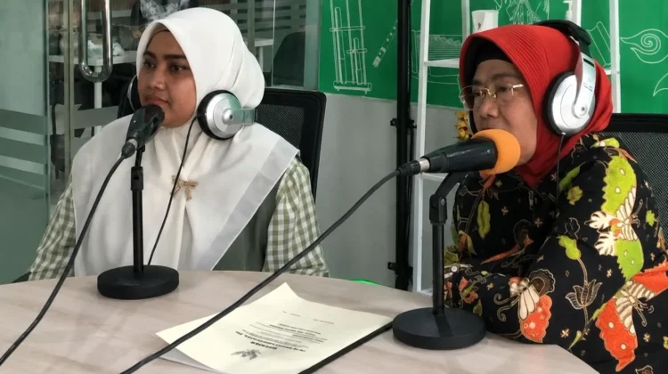 Menjadi Madrasah Rumah, Menjadi Pelita Sekolah