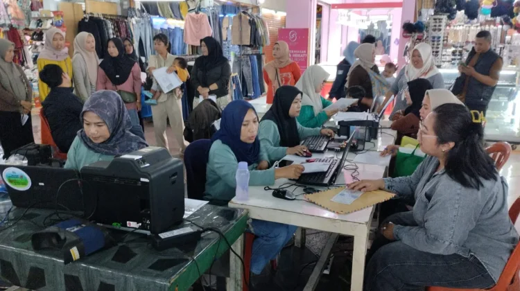 Percepat Adminduk Pemkab Jemput Bola di Pusat Keramaian