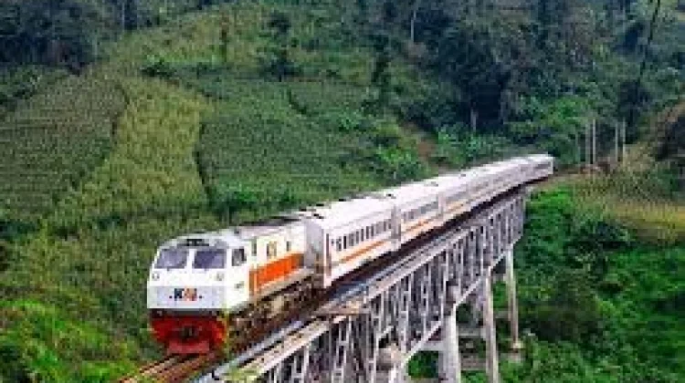 Kereta Api Serayu, Favorit Mobilitas Wisata Lintas Selatan
