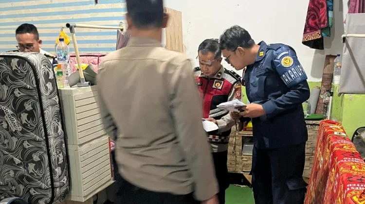 Petugas Gabungan, Razia Tujuh Kamar Hunian Lapas Banceuy, Tegaskan Zero Halinar