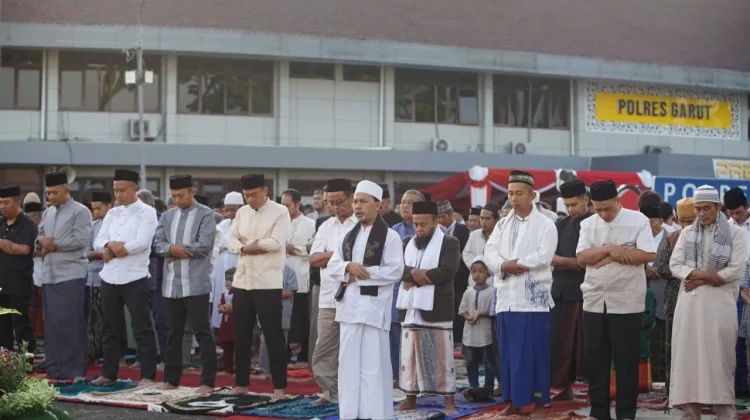Shalat Idul Adha, Khatib Abdul Mujib Ajak Warga Teladani Nilai Keikhalasan