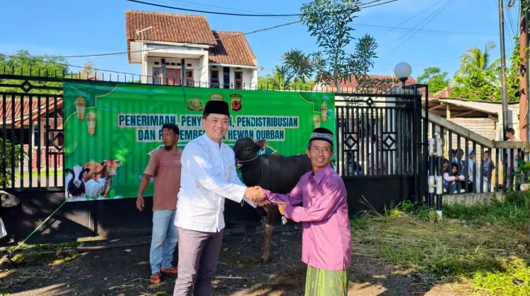 Polres Tasikmalaya Distribusikan Puluhan Hewan Kurban